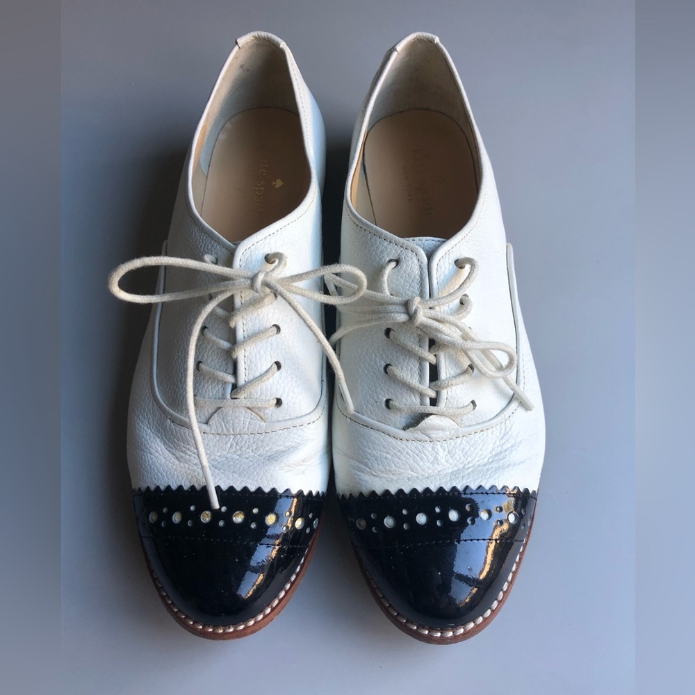 Kate Spade White & Black leather Oxfords Women's Size: 8M